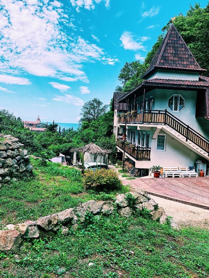 Guest House Chalet Agave Gagra Exteriör bild